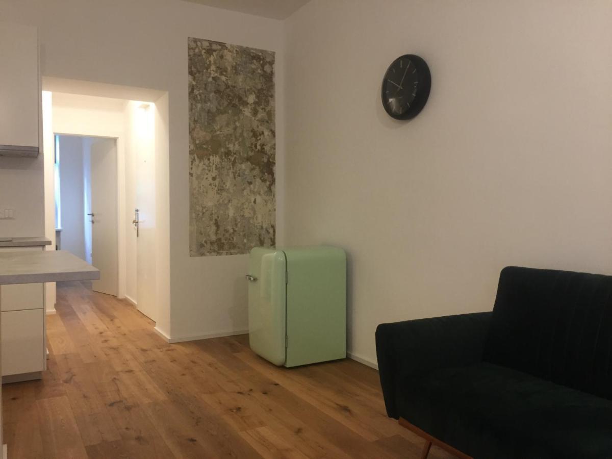 Hafen Dock 5 Apartment Клагенфурт Екстериор снимка