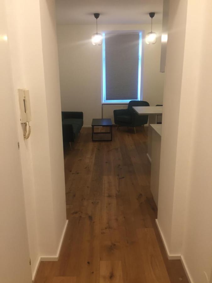 Hafen Dock 5 Apartment Клагенфурт Екстериор снимка